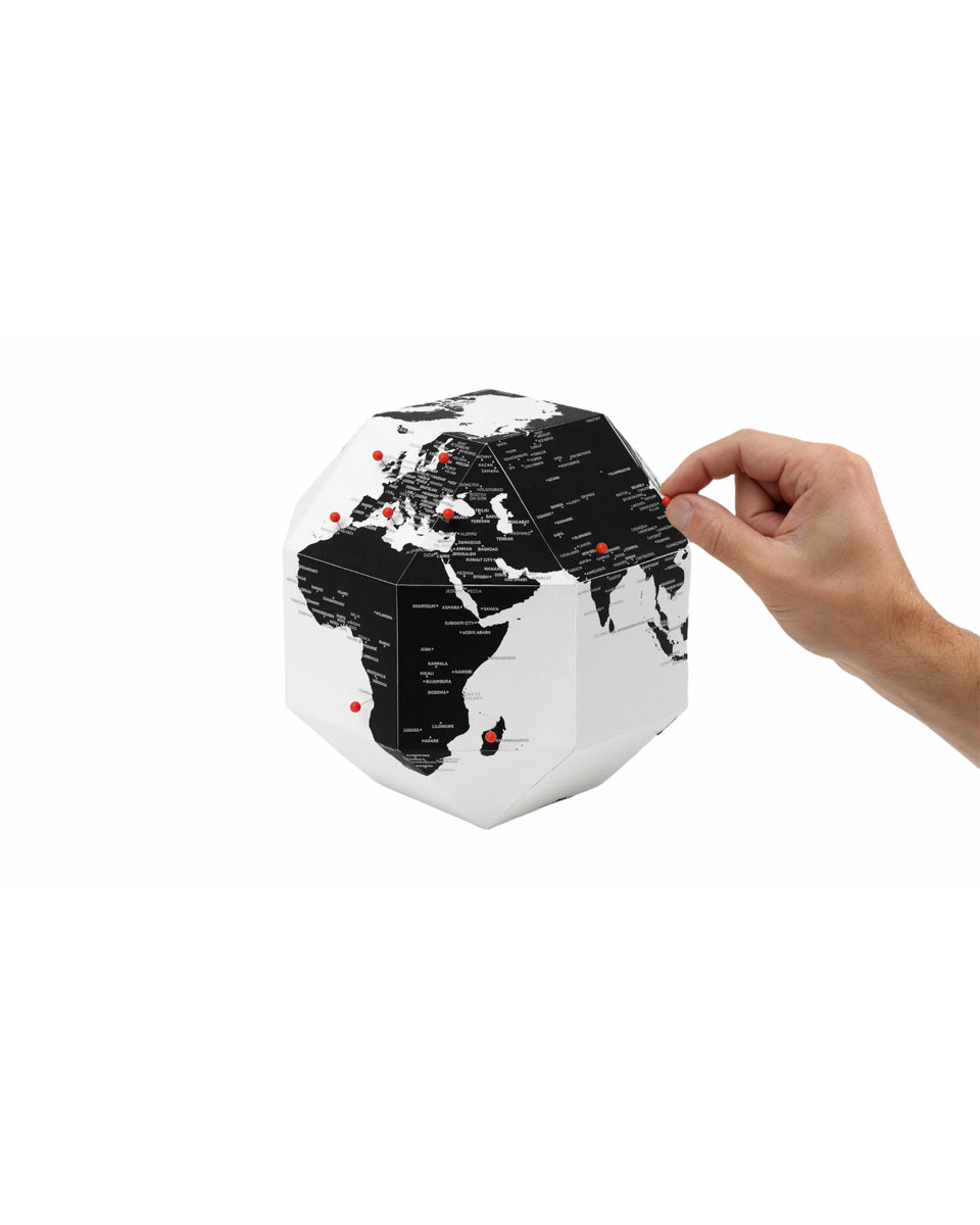 Dear World Black - Country — mynd 3