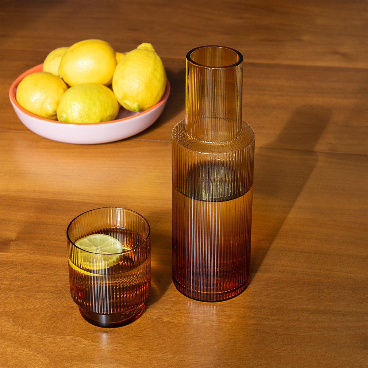 Retró riffluð glerkarafla 850 ml – Rafgul